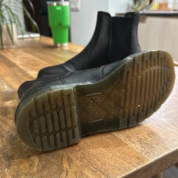 Doc Martin Chelsea Boot - Picture 3 of 3